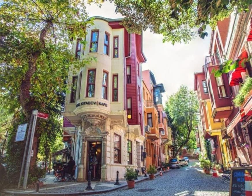 Daire Lovely Flat In Greens At The Heart Of Kuzguncuk