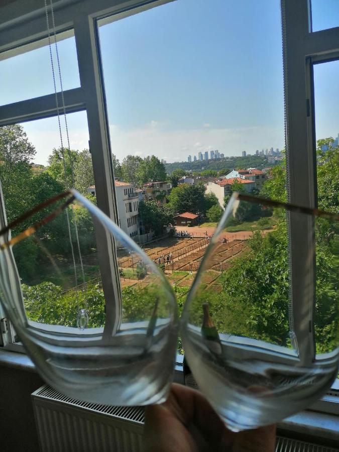 Lovely Flat In Greens At The Heart Of Kuzguncuk Daire